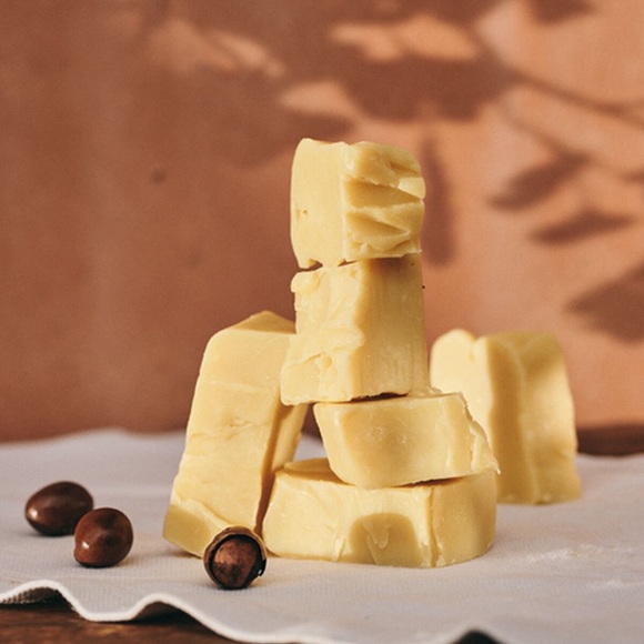 L’Occitane Shea butter based soap bars 3.5 oz per bar [Firm Price] - Picture 2 of 5